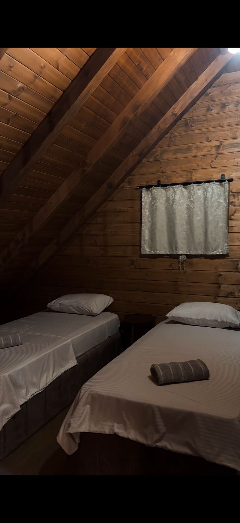 Twin bedroom at Villa Lavanda